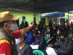 Banyak Warga Antusias Vaksinasi Massal Di Kelurahan Bintara