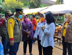 Penyelenggaraan Vaksinasi Anak Di Al-Azhar Dan SMPN 5 Kota Bekasi Ditinjau Menteri PPPA Gusti Ayu.