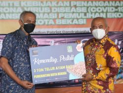 Kementrian Perdagangan Kirimkan 3 Ton Telur Untuk Bantuan Terdampak Covid-19 Di Kota Bekasi.