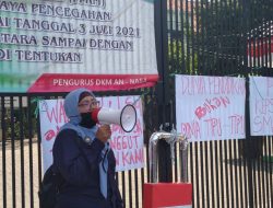 Gelar Demo di Hari Kemerdekaan RI Ke-76 Tahun, Massa Aksi Minta Gubernur Jabar Pecat Kepsek SMAN 1 Kota Bekasi