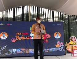 Wawali Bekasi Serahkan Penghargaan Lomba Film Pendek Pariwisata Kota Bekasi
