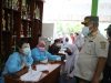 Wali Kota Bekasi Ingatkan Petugas Untuk Mempermudah Warga Yang Ingin Di Vaksin