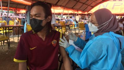 GOW Kota Bekasi Dukung PMI Gelar Vaksinasi Astra Zeneca.