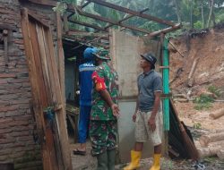 Babinsa Koramil 20/Buayan Cek Lokasi Bencana Di Wilayah Binaan