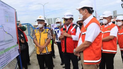 Walikota Dan Plt Bupati Bekasi Dampingi Menkomarvest Tinjau Lanjutan Jalan Tol Becakayu