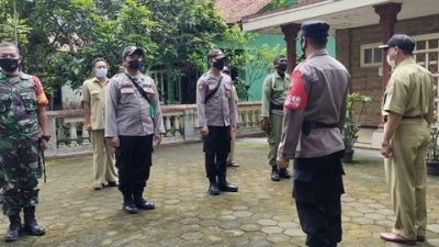 Antisipasi Kerawanan Menjelang Tahun Baru Anggota Posramil Bonorowo Ikuti Apel Bersama