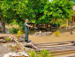 Dandim Pidie Tinjau Langsung Lokasi Banjir Di Padang Tiji