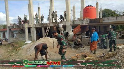 Gotong royong Pengecoran Masjid Al Hikmah Anggota Satgas Yonif 144/JY Bersama Warga di Perbatasan