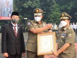 Plt Wali Kota Bekasi Pimpin Upacara Peringatan HUT Satpol PP Ke 72 dan Satlinmas Ke 60 Tahun