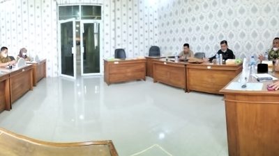Langka Minyak Goreng??, Komisi II DPRD Tanggamus melakukan hearing bersama Dinas Diskoperindag dan Bagian Perekonomian
