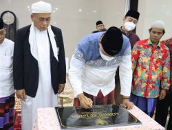 Plt Walikota Bekasi Meresmikan Masjid Al Jadid