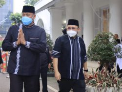 Plt. Wali Kota Bekasi Tri Adhianto Ta’ziah Ke Rumah Dinas Pakuan Gubernur Jawa Barat