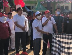 Plt Walikota Lepas Jalan Sehat Kecamatan Bekasi Barat