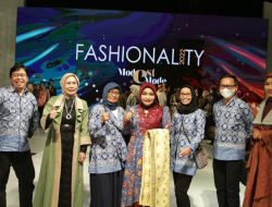 Hadir di Modest Mode Fashionality 2022. Ketua Dekranasda Kota Bekasi: Kreatif yang sangat luar biasa