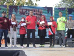 Plt Walikota Bekasi Manfaatkan Akhir Pekan Senam Bersama Warga Mustika Jaya