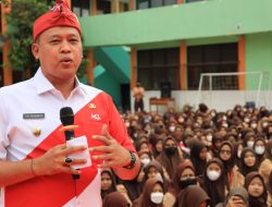 Sosialisasi Wawasan Kebangsaan, Tri Adhianto Sambangi SMKN 11 Kota Bekasi