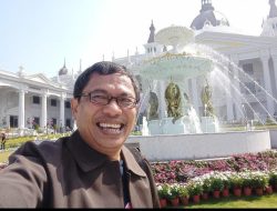 Sebaiknya Jokowi Terbitkan Perpres Penundaan Pemilu 2024 Daripada Menerbitkan Perpres Publisher Rights