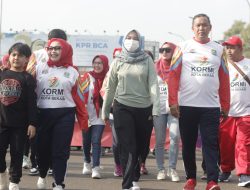 Plt. Walikota Bekasi Tri Adhianto Buka Parade Energik Ceria Kormi Kota Bekasi