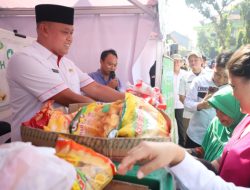 Pemkot Bekasi Adakan Operasi Pasar Ramadhan di Halaman Kantor Kecamatan Bekasi Utara