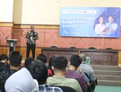 Plt Walikota Bekasi Berikan Motivasi Kepada Lulusan SMK Pelatihan Kesiapan Kerja di RuangGuru