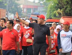 Plt. Walikota Bekasi dan Warga Masyarakat Bantargebang Antusias Ikuti Jalan Santai