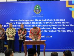 Plt. Walikota Bekasi dan Kepala Daerah Se-Jabar Tandatangani Naskah Kesepakatan Tentang Komponen Pendanaan Bersama Pilkada 2024