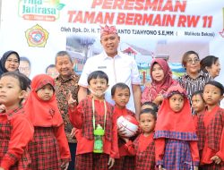 Kembali Resmikan Taman, Walikota Bekasi Sambangi Wilayah Kecamatan Jatiasih