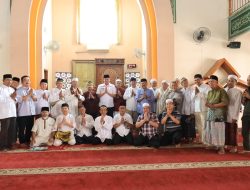 Walikota Laksanakan Shalat Jum’at di Wilayah Kecamatan Bekasi Barat