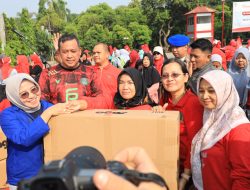 Walikota Serahkan Bantuan 1047Antropometri ke Posyandu di Kota Bekasi.