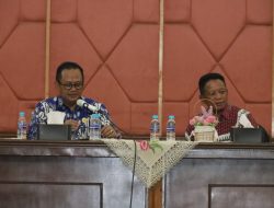 Rapat Koordinasi Perdana Pj. Walikota Bekasi R. Gani Muhamad Bersama Para Pejabat Pemerintah Kota Bekasi.