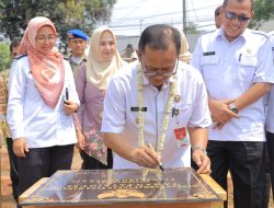 Pj. Walikota Bekasi Resmikan Taman Bermain RW 02 Aren Jaya