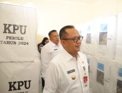 Pastikan Pelaksanaan Pemilu 2024 Siap, Pj. Wali Kota Bekasi Lakukan Monitoring ke Wilayah