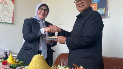 Pj Walikota Bekasi Gani Muhamad Resmikan Layanan Kesehatan Poli Umum Di Area Kantor Pemerintah Kota Bekasi