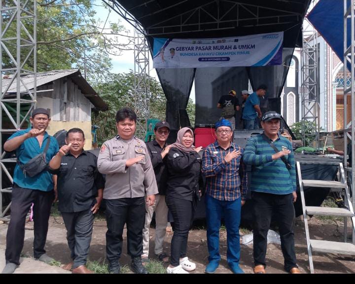 BUMDes Rahayu Cikampek Timur Gelar Gebyar Pasar Murah & UMKM 2025