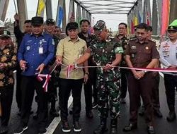 Bupati Karawang Resmikan Jembatan Bakan Tambung-Ciselang