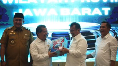 pemkot-bekasi-serahkan-lkpd-2025-ke-bpk-jabar