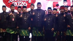 Ribuan Warga Padati Lebaran Bekasi II, Tri Adhianto Dilantik Pimpin BKMKB