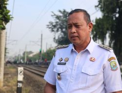 Perlintasan Bulak Kapal Rawan, Tri Adhianto Siapkan Alarm 500 Meter untuk Cegah Kecelakaan