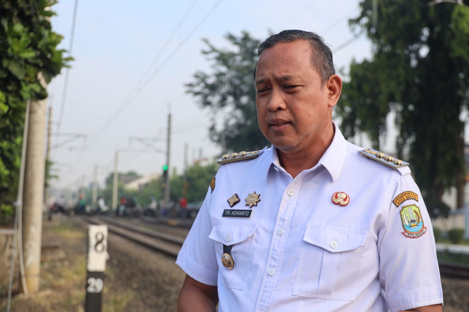 Tri Adhianto siapkan sistem alarm 500 meter di perlintasan Bulak Kapal Bekasi