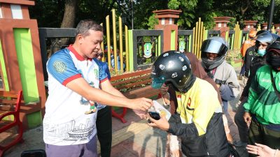 Wali Kota Bekasi Tri Adhianto mengubah program Jumat Berkah menjadi Selasa Bahagia