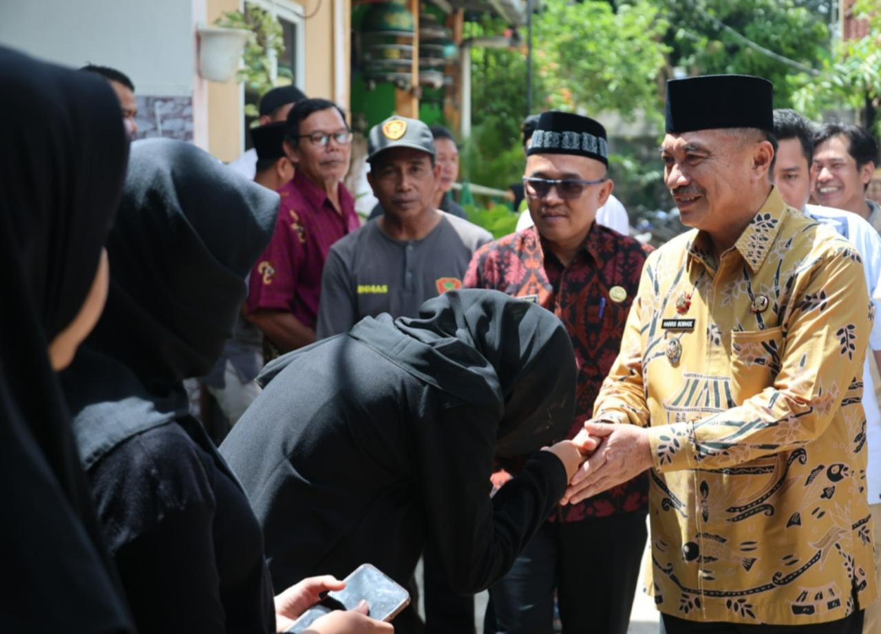 Wawali Bekasi Abdul Harris Bobihoe melayat dan memastikan evaluasi pasca insiden.